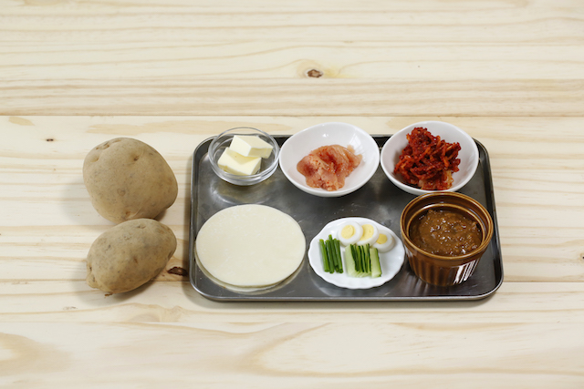 余った餃子の皮で作れる 簡単おつまみ おやつレシピ ほほえみごはん 冷凍で食を豊かに ニチレイフーズ