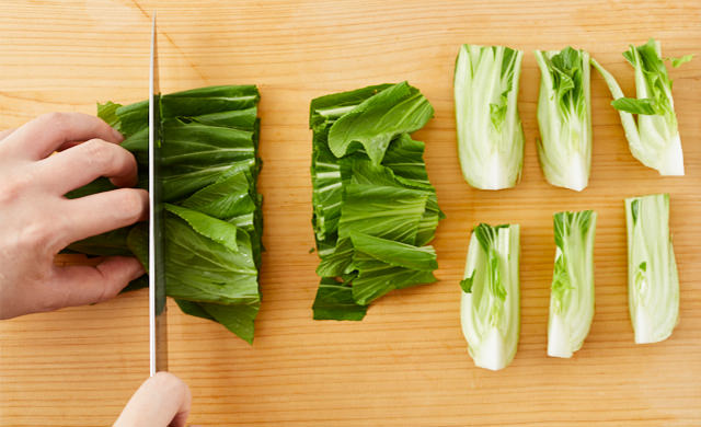 チンゲン菜の中華スープ とろ り美味しいプロのレシピ アレンジ4選 ほほえみごはん 冷凍で食を豊かに ニチレイフーズ